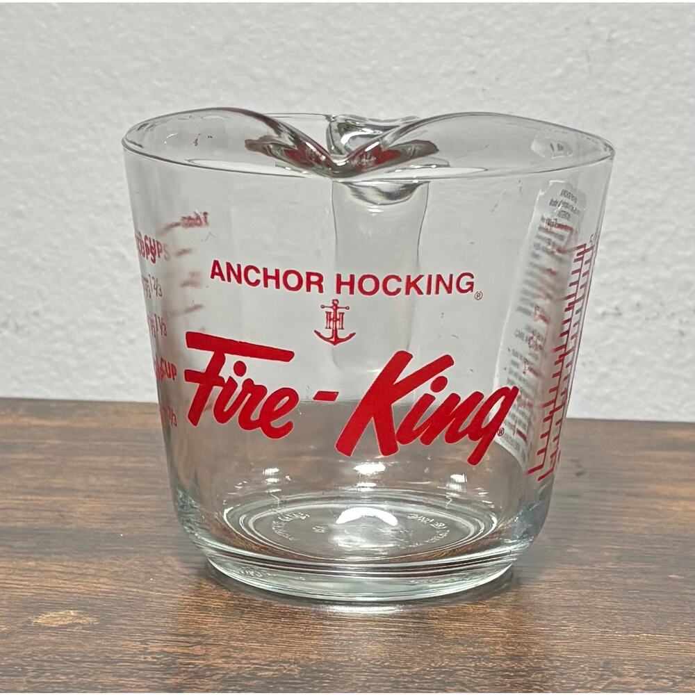 NWT Vtg Fire King 2 Cup 16oz 500ml Glass Measuring Cup Open Handle Red Letters